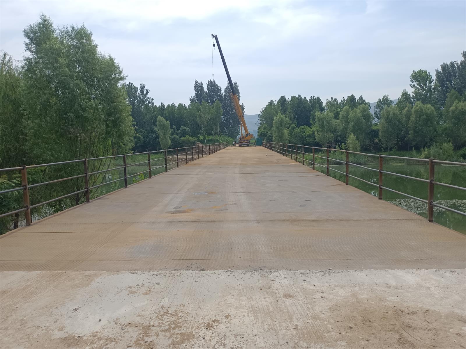 湖南浩潤路橋機械有限公司,郴州公路鋼橋設(shè)計制造加工,郴州鋼管樁橋梁設(shè)計制造加工 湖南浩潤路橋機械有限公司,郴州公路鋼橋設(shè)計制造加工,郴州鋼管樁橋梁設(shè)計制造加工